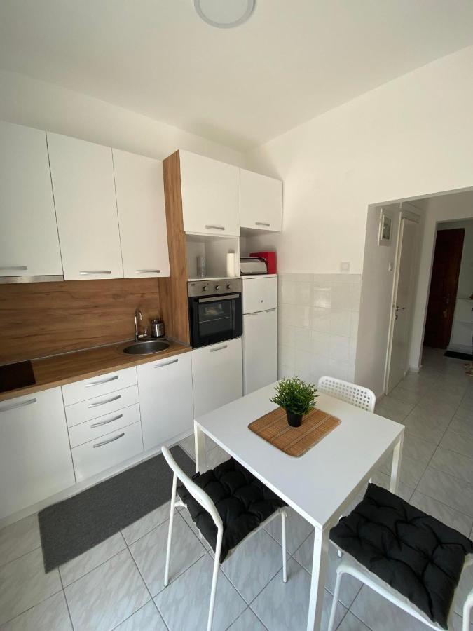 Sunny Peraia Apartment Bagian luar foto